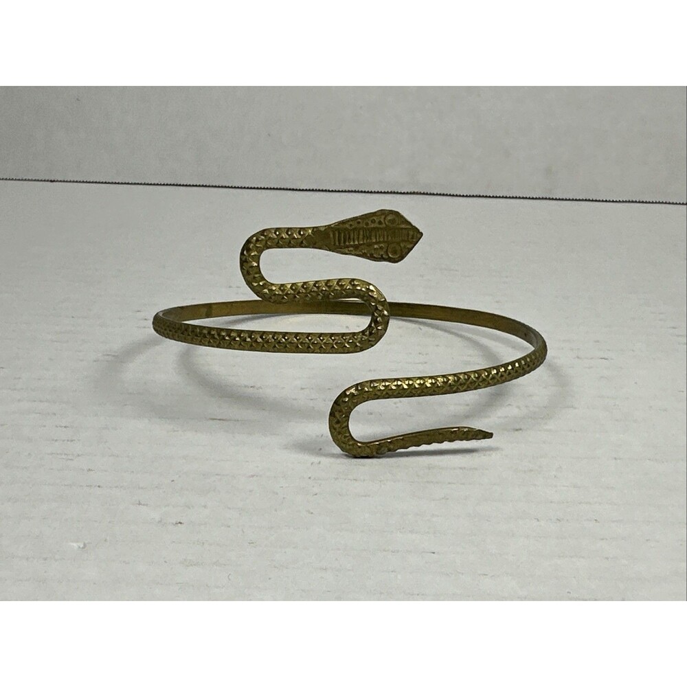 Vintage Egyptian Revival Gold Tone Wrap Around Arm Bracelet